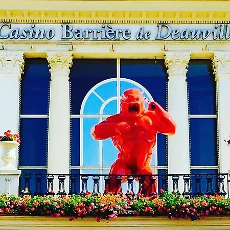 Le Joli Petit Morny Hypercentre